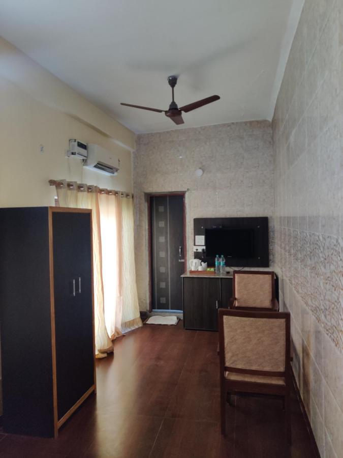 Kunwar Residency Hotel Rishīkesh Buitenkant foto